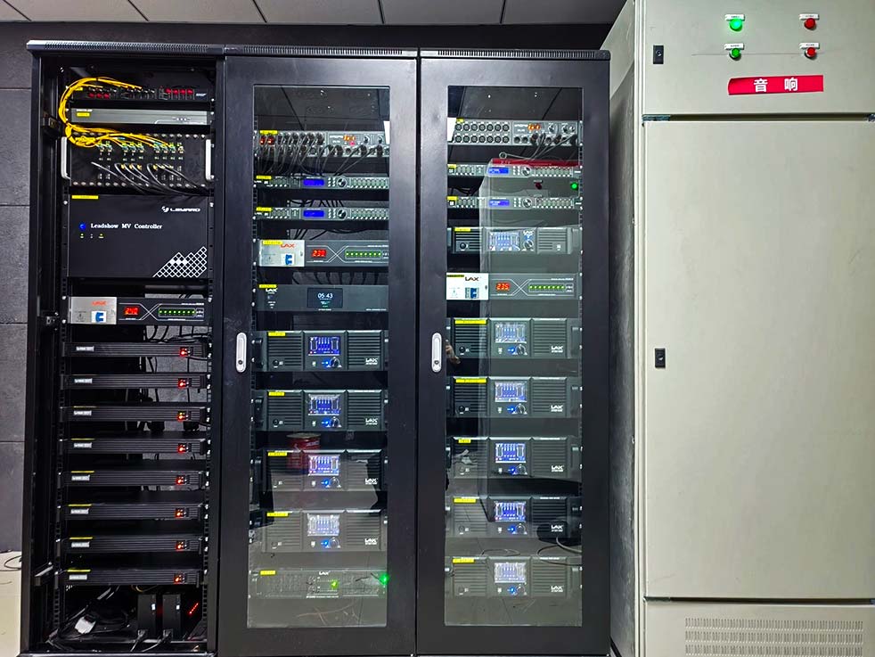 蘭州一中弘毅大禮堂系統(tǒng)解決方案（images 7）
